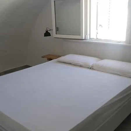 Πανσιόν I Nidi Di Colombo 3*